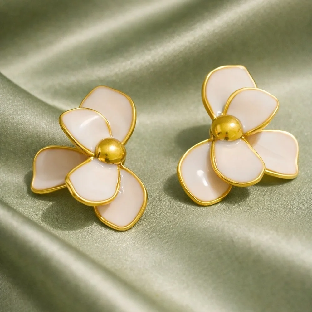 Petal Flower Cream Gold Earrings